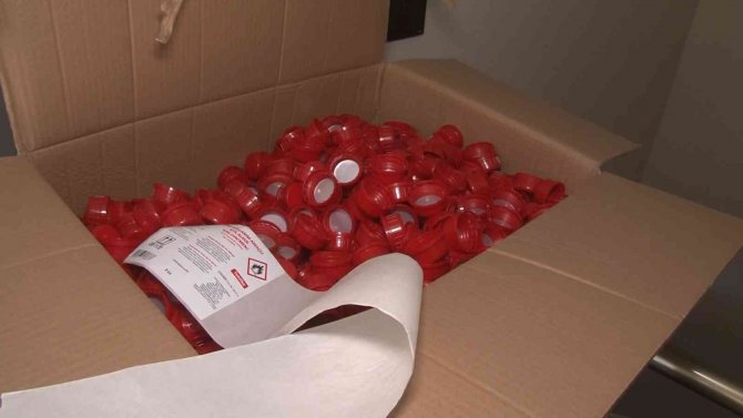 Sultanbeyli’de ’Zincir’ Operasyonunda Depo Baskını: 3 Gözaltı