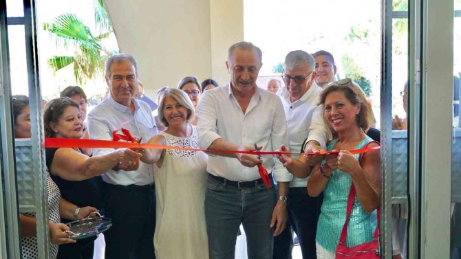 Didim Belediyesi Kursiyerlerinin Sergisi Akbük’te Açıldı