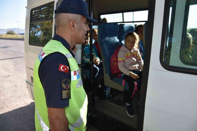 Gönen’de Öğrenci Servisleri Denetlendi