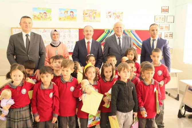 İ̇lköğretim Haftası Bayburt’ta Coşkuyla Kutlandı