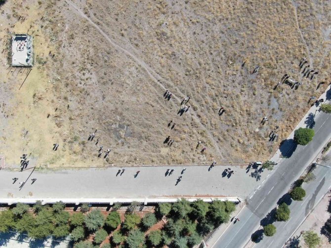 İ̇ncesu’nun Çöplerini Çocuklar Topladı