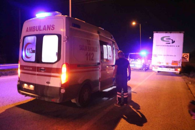 Kapıkule Yolunda 2 Tır Çarpıştı: 1 Yaralı