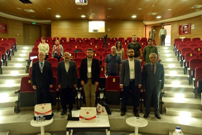 Kastamonu Üniversitesi’nde ’İ̇slam Astronomisinde Evren’ Ele Alındı