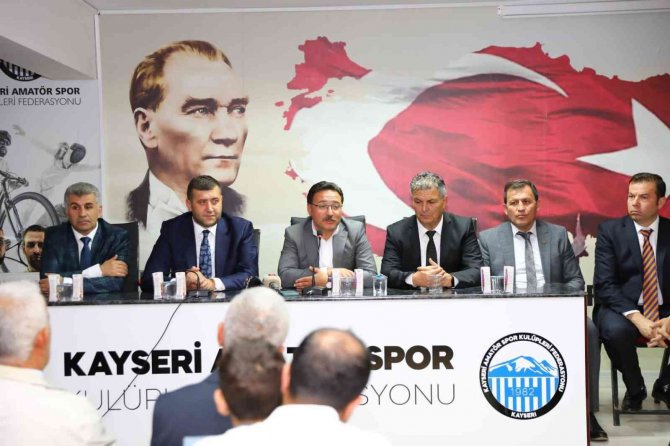 Kayseri 1. Amatör Küme Şampiyonlarına Plaket