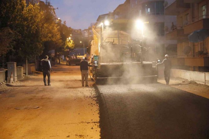Nevşehir Belediye Ekipleri Gece Mesaisinde