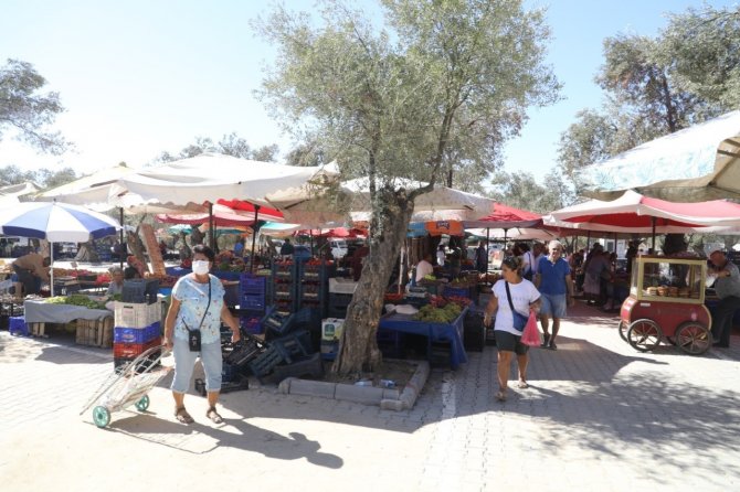 Pelitköy Pazarı Yeni Yerinde Açıldı