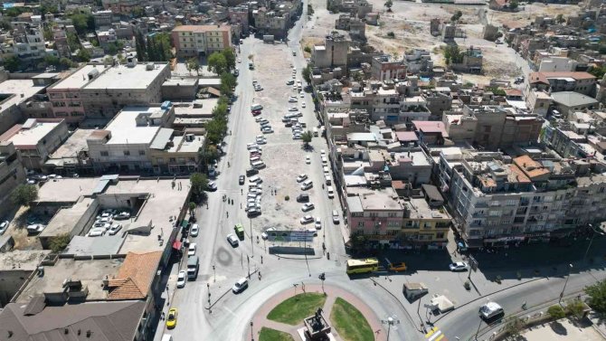 Boğaziçi Bulvarı 2’nci Etap Yol Açma Çalışmalarını Aralıksız Sürdürüyor.