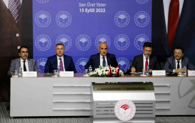 Bakan Kirişci: “Her Şehir Kendi İhtiyacını Yerelden Örtü Altı İle Karşılayacak”