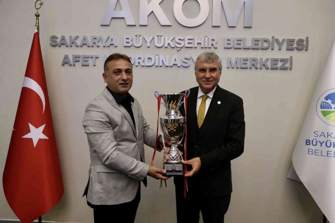 Büyükşehir Bir Şampiyon Takımı Daha Bünyesine Katıyor