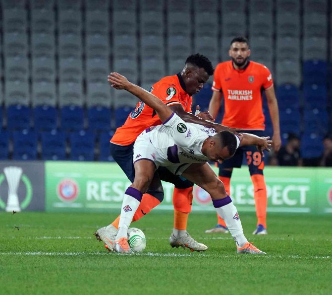 Uefa Avrupa Konferans Ligi: Medipol Başakşehir: 0 - Fiorentina: 0 (İ̇lk Yarı)