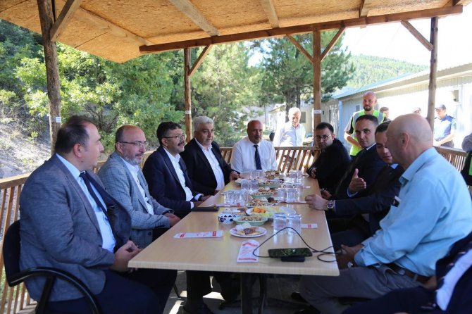 Vali Çelik, Tavşanlı-emet-simav Yolunda İncelemelerde Bulundu