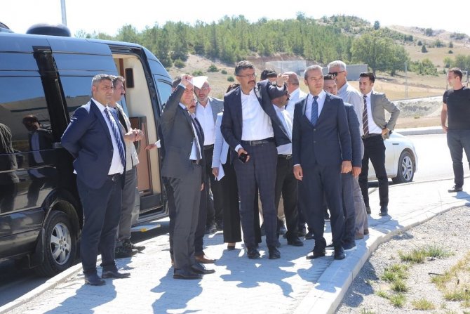 Vali Çelik, “Tavşanlı-emet Yolunun Tamamı 2023 Yılında Bitirilecek”