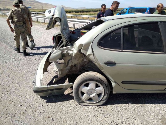 Muradiye’de Trafik Kazası: 1 Yaralı