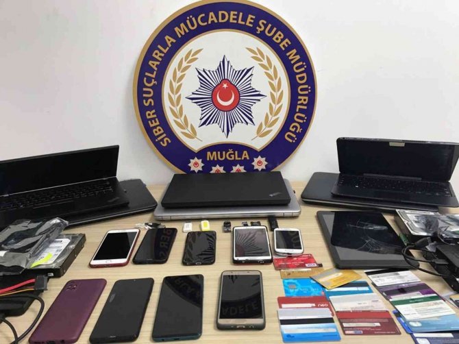 Siber Dolandırıcılar Tutuklandı