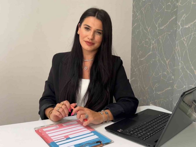 Uzmanından Okul Çağındaki Öğrenciler İçin Uyarı: "Mutlaka Besin Dengesini Ayarlamamız Gerek"