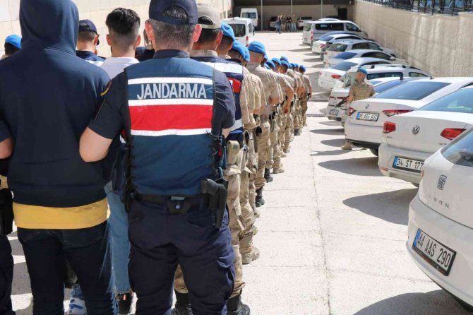 4 İlde 260 Vatandaşı Dolandıran Suç Örgütüne Operasyon: 26 Şüpheli Adliyeye Sevk Edildi