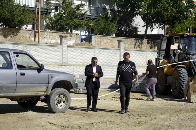 Akdağmadeni Belediyesi İlçeye Yeni Park Kazandırıyor