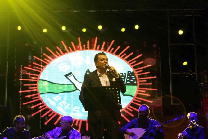 Ardahan Belediye Başkanı Sinop’ta Konser Verdi