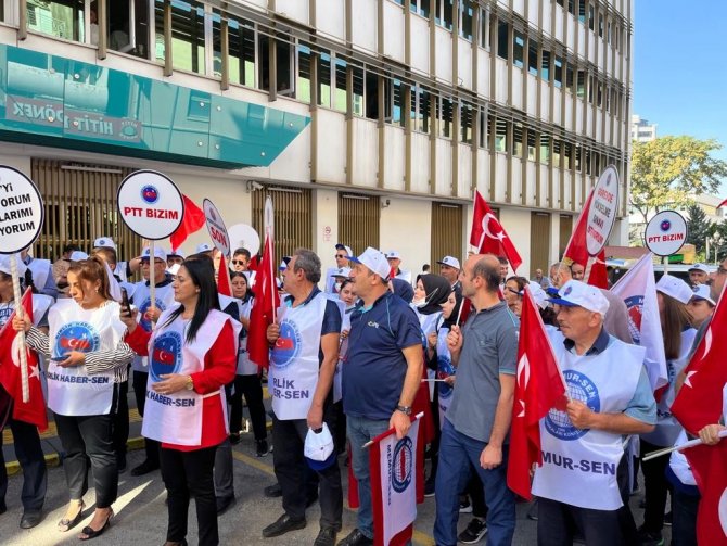 Ptt’ye Farklı Statüdeki Personel İstihdamı Tepkisi