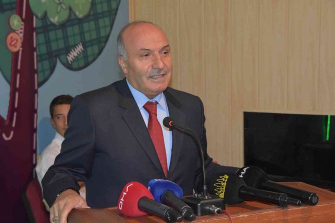 Bitlis’te İ̇lköğretim Haftası Kutlandı