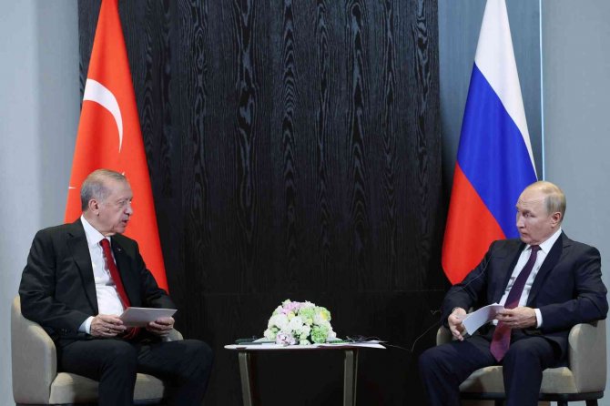 Cumhurbaşkanı Erdoğan, Rusya Devlet Başkanı Putin İle Görüştü