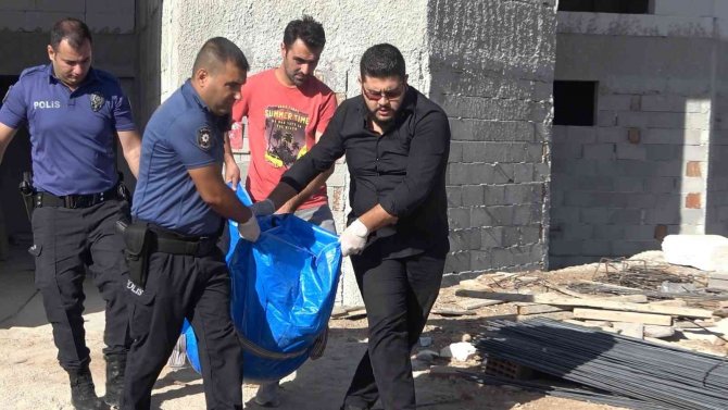 Kayıp Olarak Aranan Genç İnşaata Ölü Bulundu