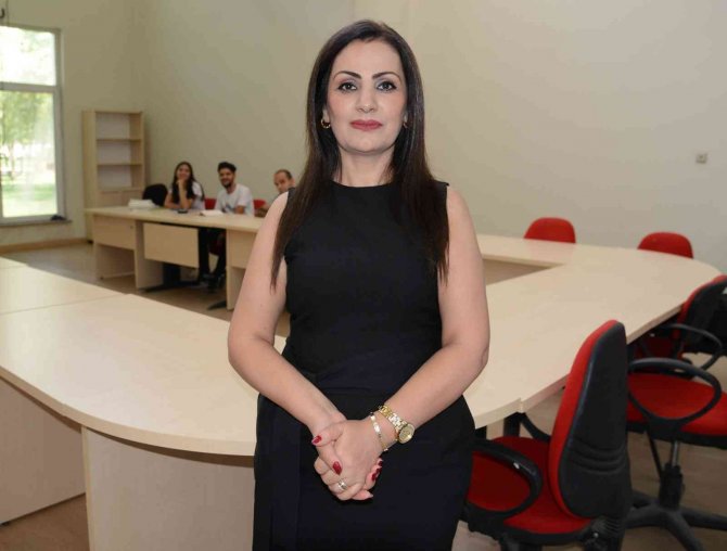 İ̇şitme Engelli Bireylerin Sesi Olmak İçin Eğitim Alıyorlar