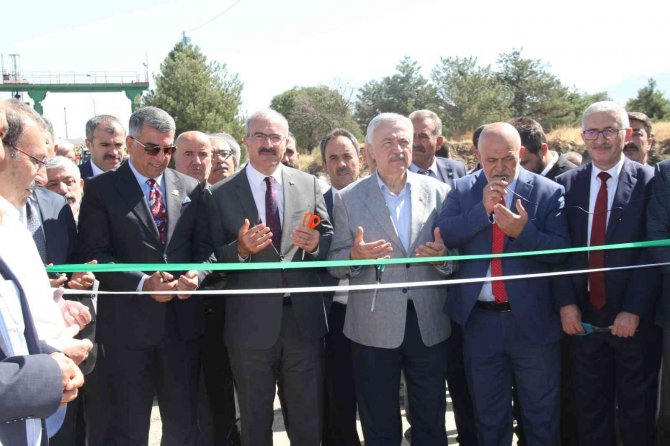 Elazığ’da Şeker Pancarı Alım Kampanyası Başladı