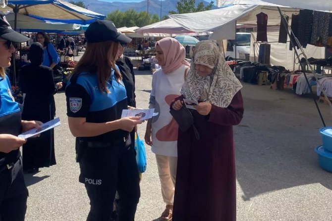Erzincan Emniyeti Dolandırıcılara Karşı Vatandaşları Bilgilendiriyor