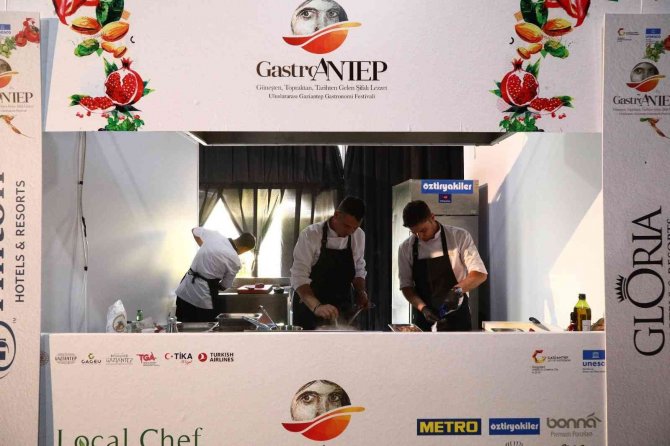 Gastroantep “Local Chef Yarışması”nda Usta Şefler Gaziantep Yemekleri İle Kıyasıya Yarıştı
