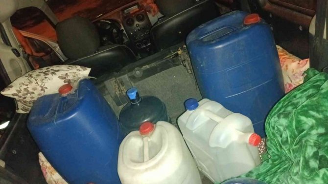Hatay’da 200 Litre Kaçak İçki Ele Geçirildi