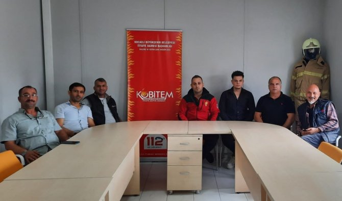 İ̇tfaiyeciler, Asansörden Kurtarma Eğitimi Alıyor