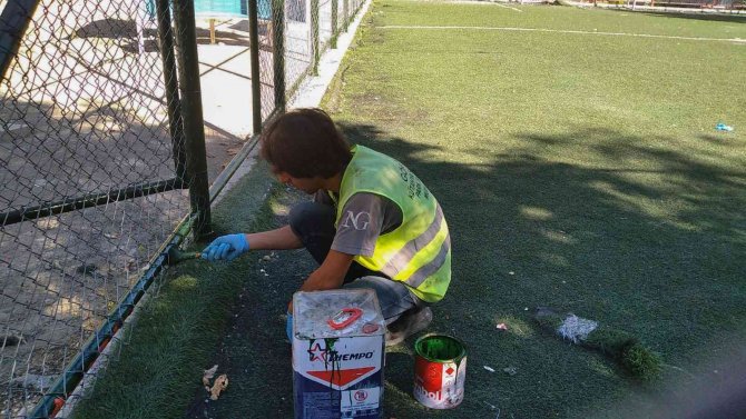 Kütahya’da Parklar Renkleniyor