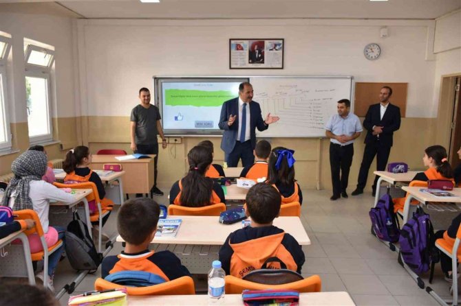 Milli Eğitim Müdürü Gün, Okullara Ziyarette Bulundu