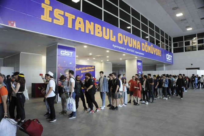 Oyun Tutkunlarının Uzun Kuyruklar Oluşturduğu Gaming İ̇stanbul Kapılarını Açtı