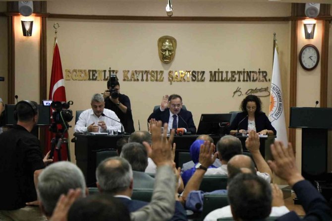 Başkan Demir: “Kent Yönetim Merkezi’nde Hukuki Bir Sorun Yok”