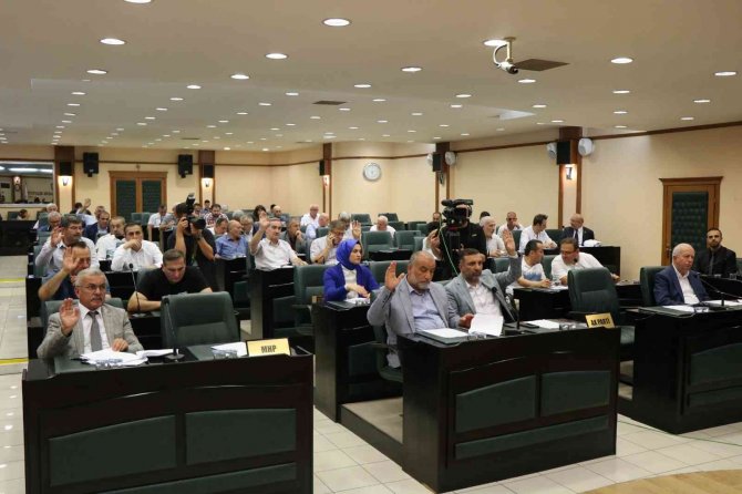 Başkan Demir: “Kent Yönetim Merkezi’nde Hukuki Bir Sorun Yok”