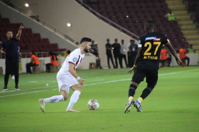 Spor Toto Süper Lig: A. Hatayspor: 0 - Kayserispor: 2 (İ̇lk Yarı)