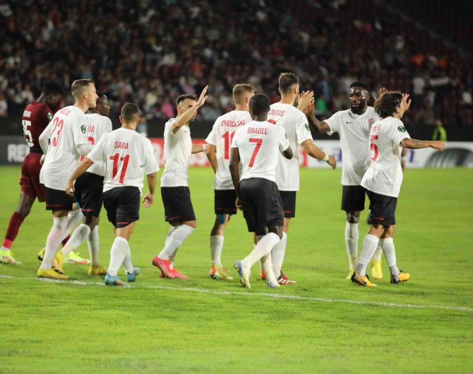 Sivasspor 10 Maç Sonra Kazandı
