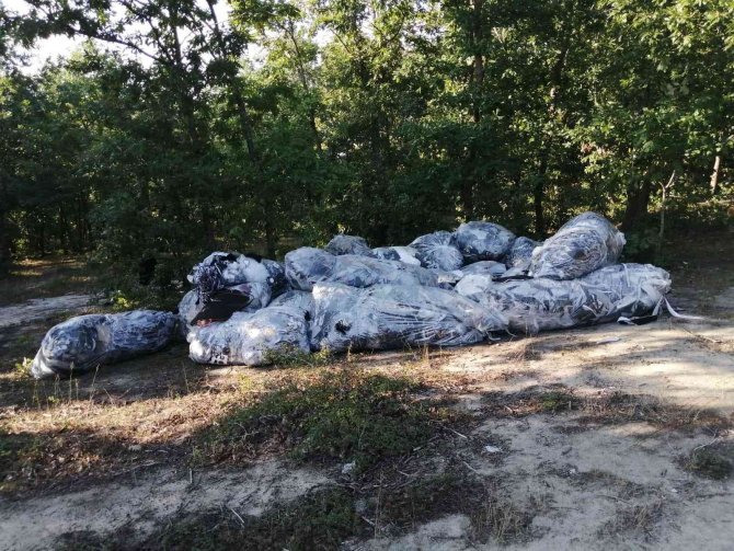 Tekstil Atıklarını Doğaya Bırakanlara 489 Bin Tl Ceza