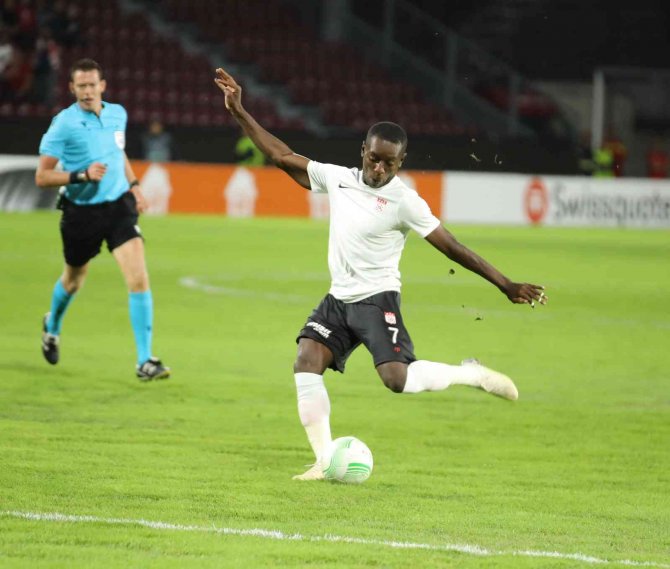 Uefa’dan Max Gradel Paylaşımı