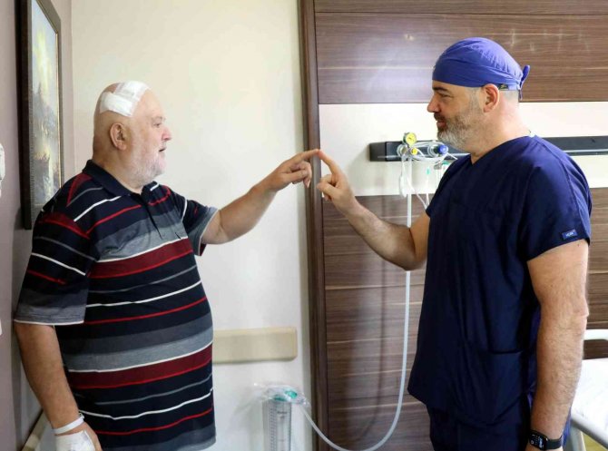 Ünlü Gürcü Yazar Ve Oyuncu Samsun’da Sağlığına Kavuştu