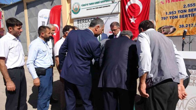 Van’da 2 Bin 555 Çiftçiye Tohum Desteği