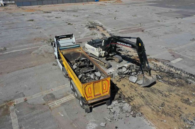 Bu Meydan Cazibe Merkezi Olacak