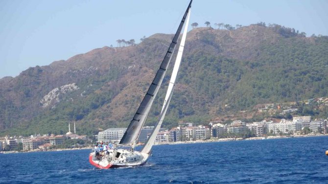 15.channel Regatta Yelken Yarışlarının İlk Günü Tamamlandı