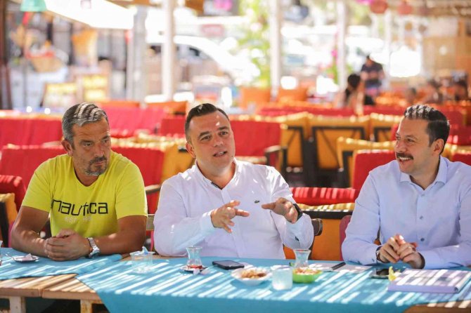 Ak Parti Seferihisar, Marinanın Genişleme Projesine Karşı Çıktı