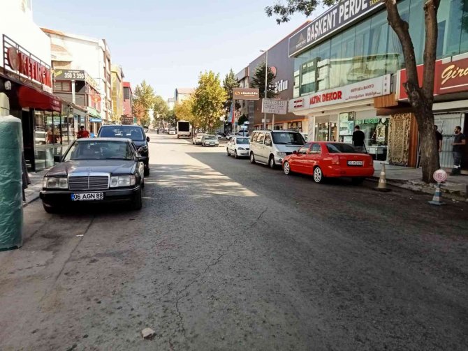 Ücretini İsteyen Taksiciye Öldüresiye Dayak