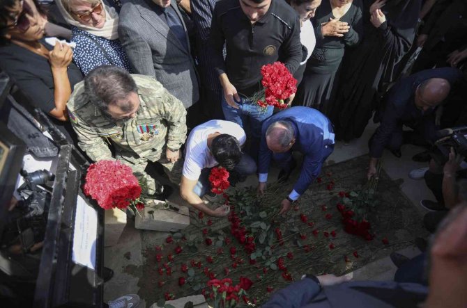 Azerbaycan’da Şehit Asker Sayısı 79’a Yükseldi