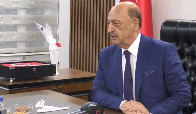 Bakan Bilgin, "Bizim Halk Partisi Kongre Geleneğini Terk Etmiş Görünüyor"