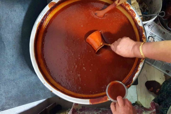 Daldan Kavanoza Kuşburnunun Hikayesi